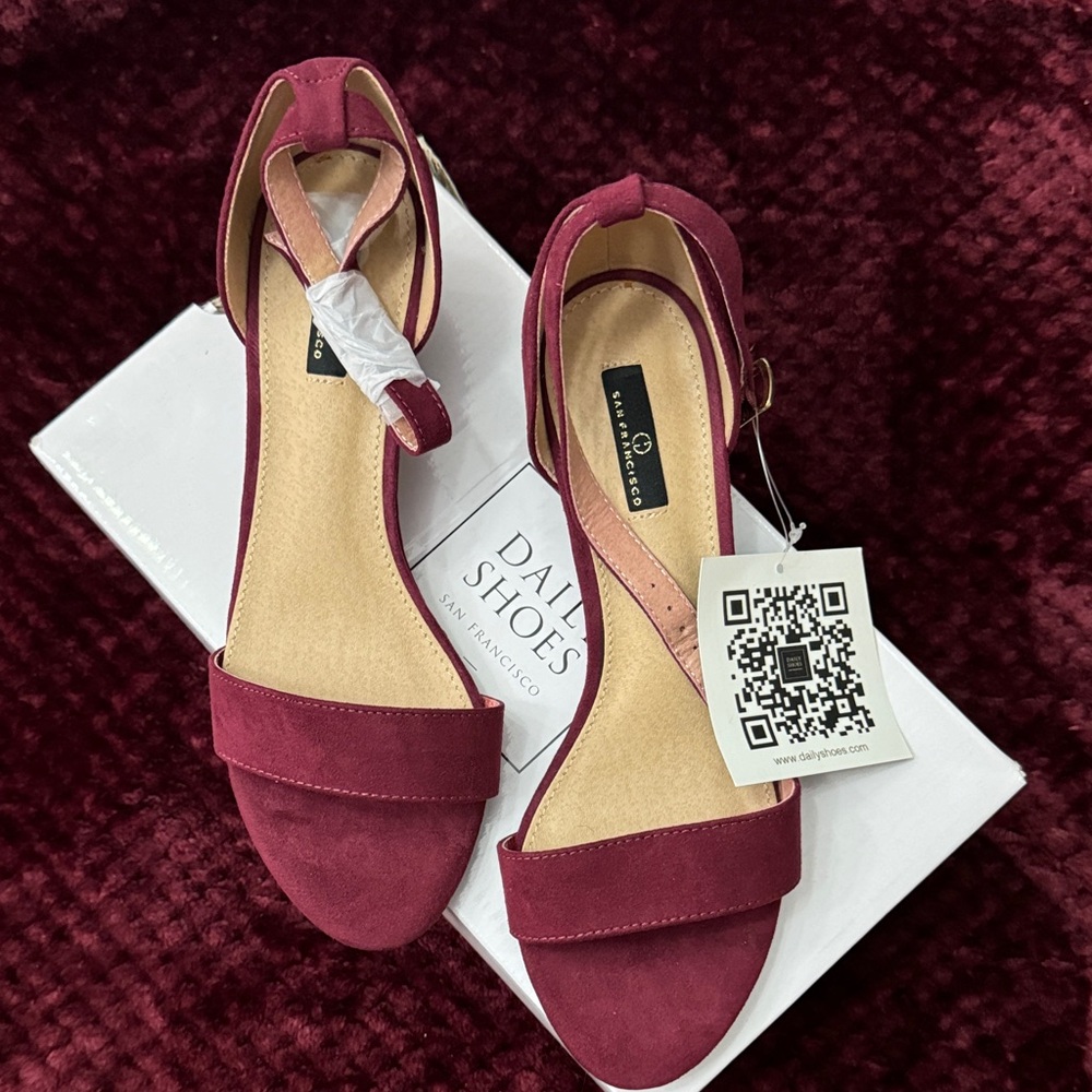 Women’s Burgundy Ankle-Strap Heels size 7.5 New in Box